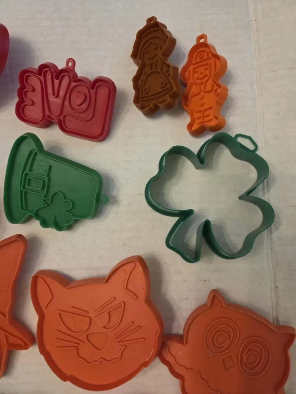 Vtg Huge Lot 33 Cookie cutters Plastic Holiday Christmas Halloween St Patrick